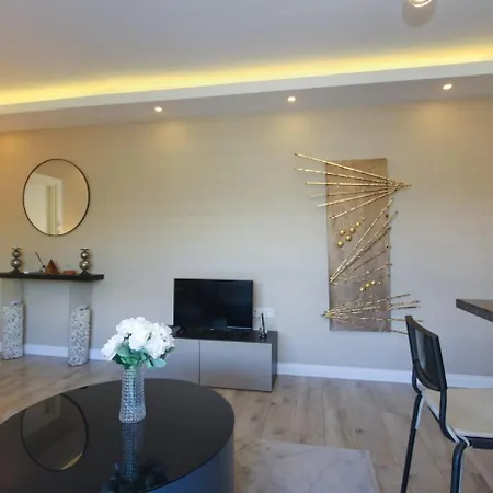 Metropolitan Art Apartment Antalya